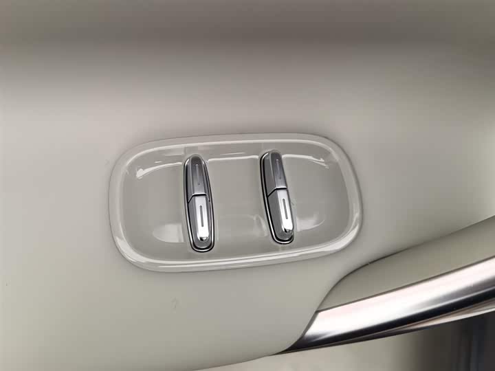 Фото 9 - Leapmotor B01