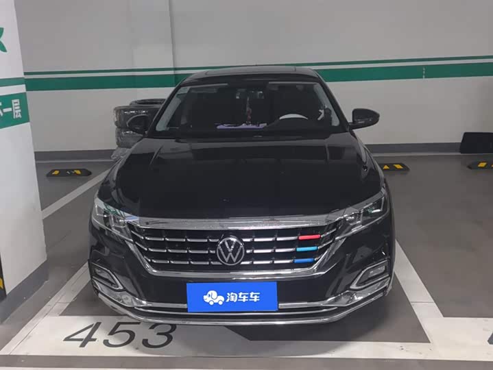 Фото 2 - Volkswagen Passat