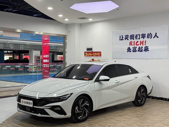 Фото 2 - Hyundai Elantra N line