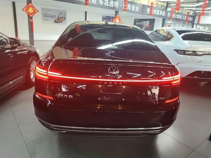 Фото 6 - Volkswagen Passat