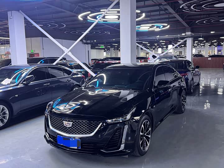 Фото 1 - Cadillac CT5