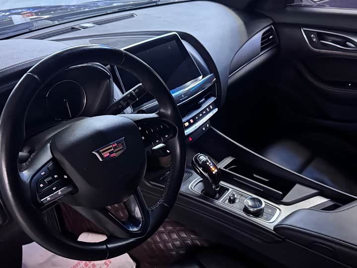 Фото 7 - Cadillac CT5