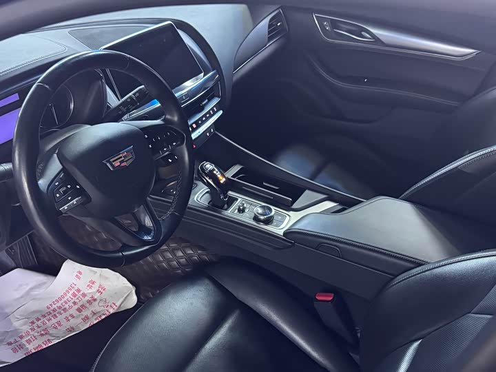 Фото 8 - Cadillac CT5