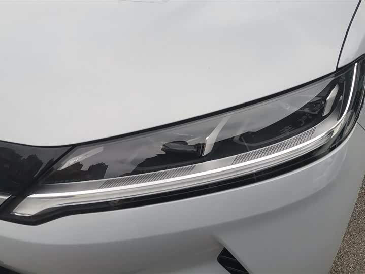 Фото 5 - BYD Yuan Up