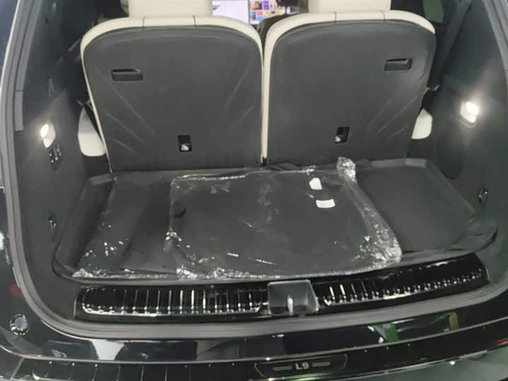 Фото 4 - LiXiang L9