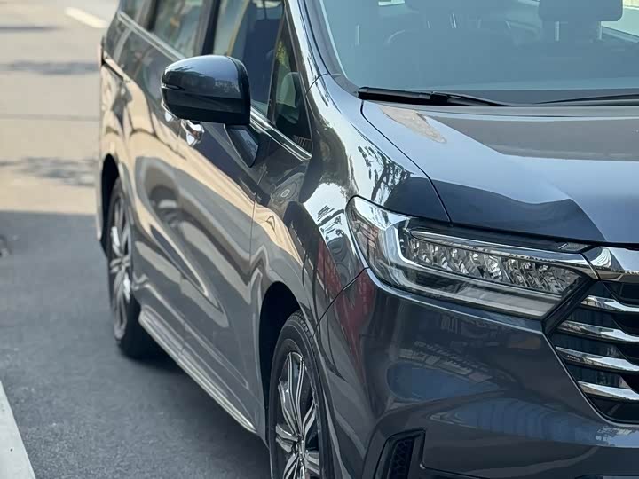 Фото 4 - Honda Odyssey