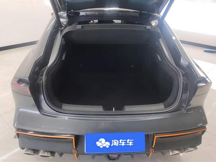 Фото 4 - Changan UNI-V