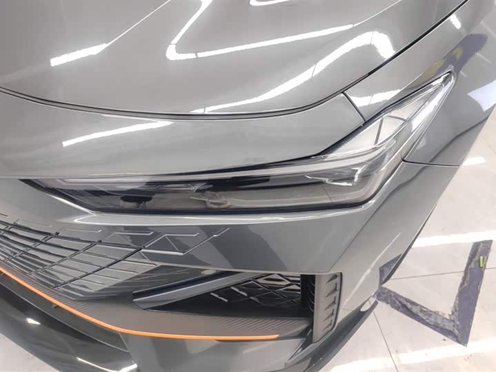 Фото 5 - Changan UNI-V