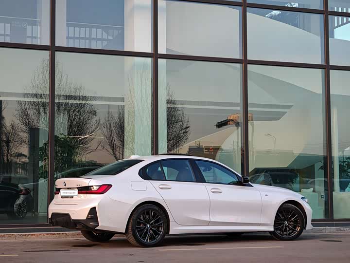 Фото 5 - BMW 3 Series