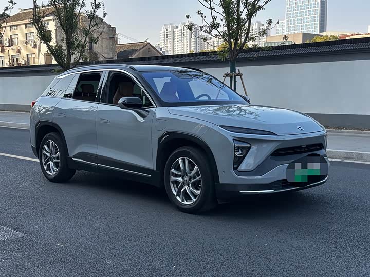 Фото 2 - Nio ES6