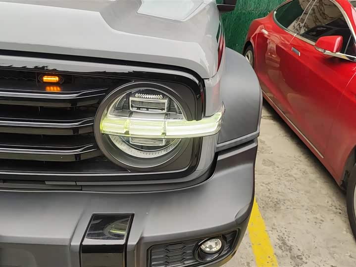 Фото 5 - Tank 300