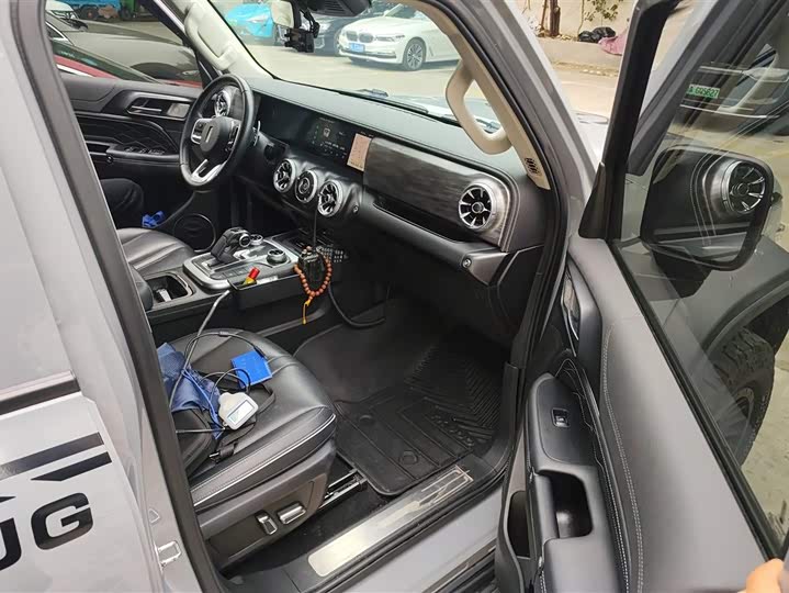 Фото 8 - Tank 300