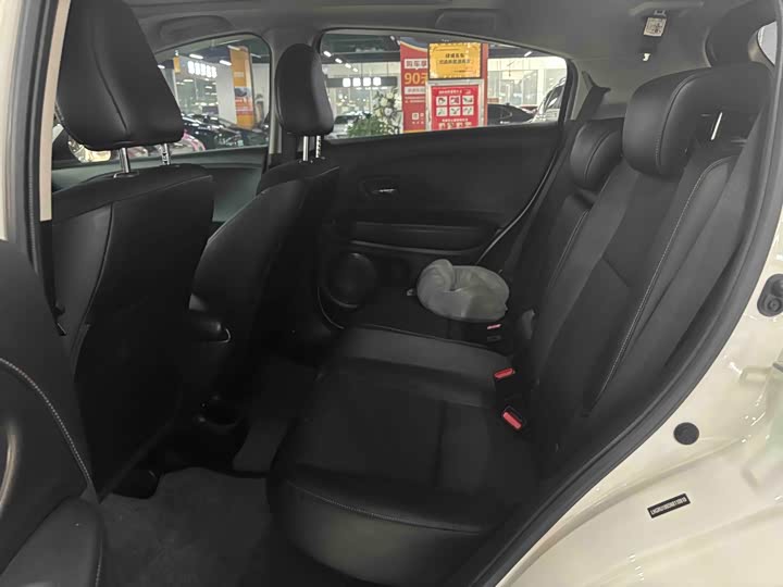 Фото 5 - Honda Vezel