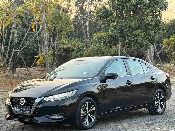 Фото 1 - Nissan Sylphy