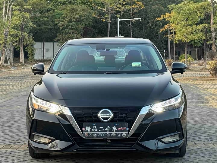 Фото 2 - Nissan Sylphy