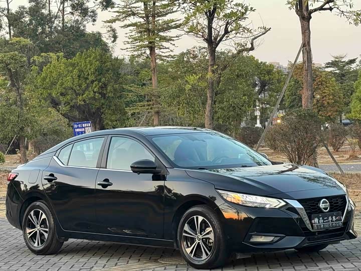 Фото 3 - Nissan Sylphy