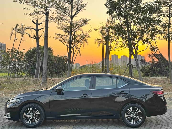 Фото 7 - Nissan Sylphy