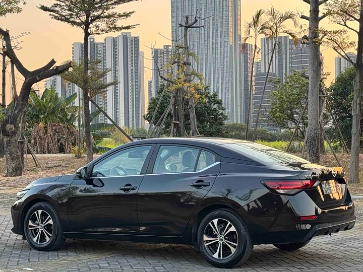 Фото 8 - Nissan Sylphy