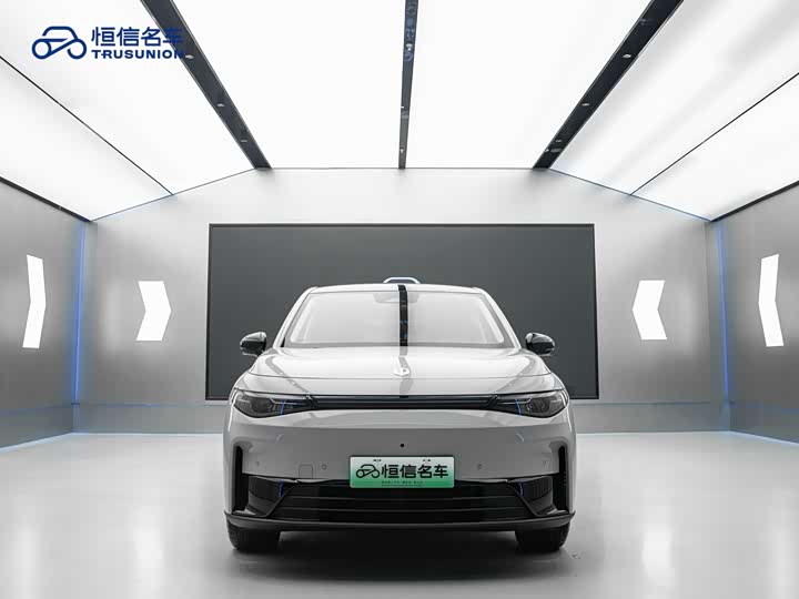 Фото 2 - Leapmotor C10