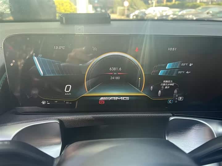 Фото 2 - Mercedes-Benz GLB-Class AMG