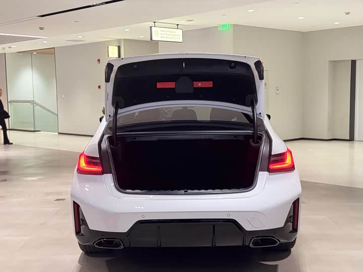 Фото 5 - BMW 3 Series