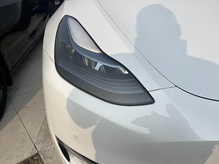 Фото 6 - Tesla Model Y