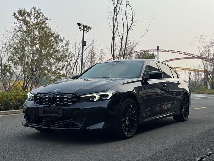 Фото 1 - BMW 3 Series