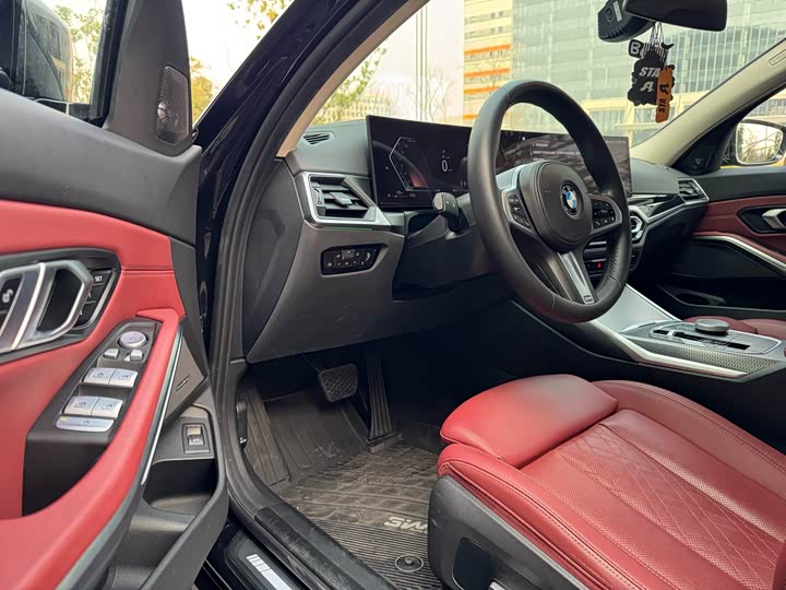 Фото 4 - BMW 3 Series