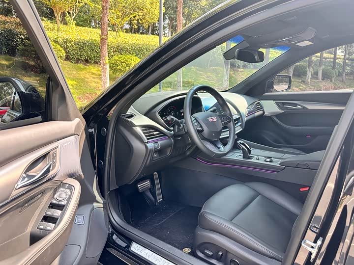 Фото 4 - Cadillac CT5