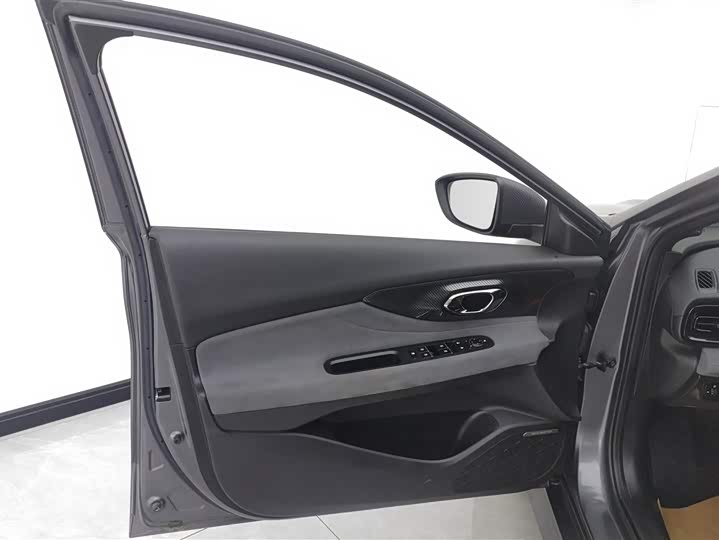 Фото 7 - GAC Trumpchi Empow R