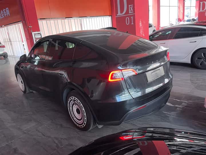 Фото 5 - Tesla Model Y