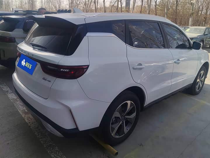 Фото 3 - Geely Okavango Pro