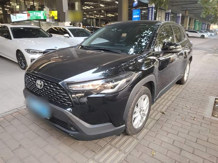 Фото 2 - Toyota Corolla Cross