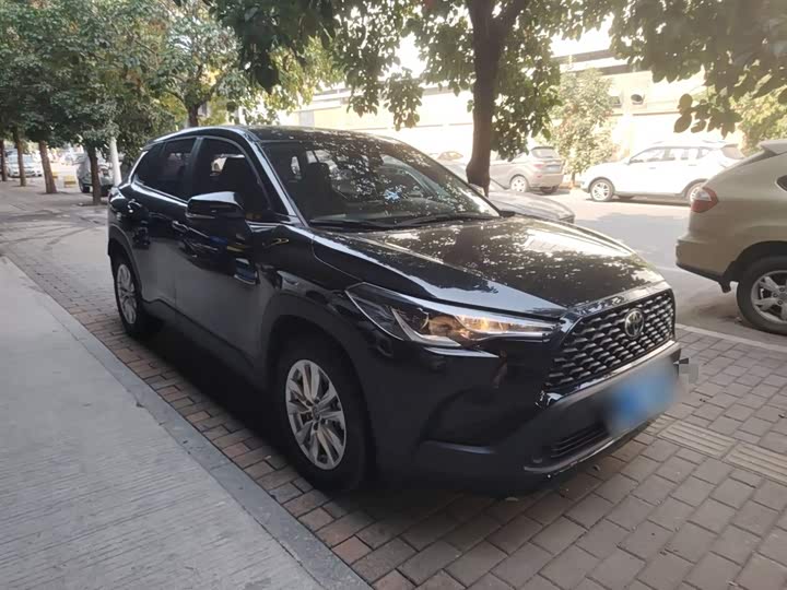 Фото 4 - Toyota Corolla Cross