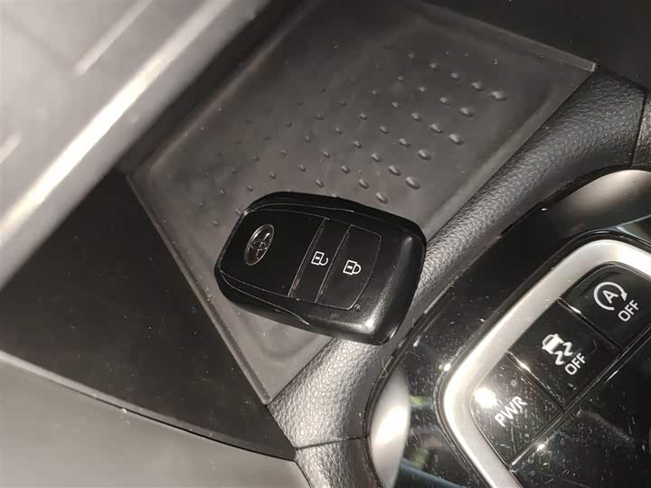 Фото 9 - Toyota Corolla Cross