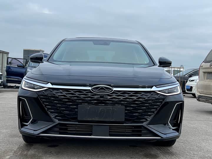 Фото 2 - Chery Arrizo 8