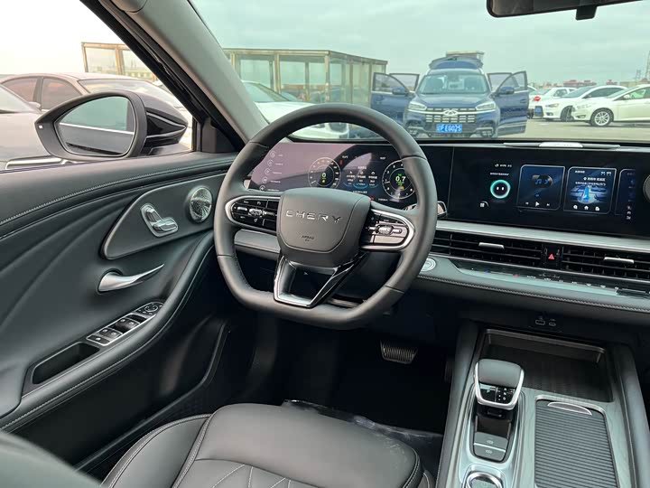 Фото 7 - Chery Arrizo 8