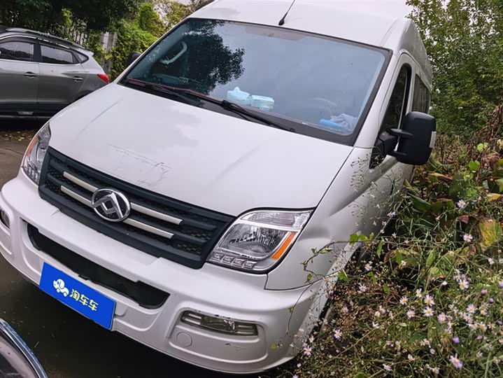 Фото 1 - Maxus V80