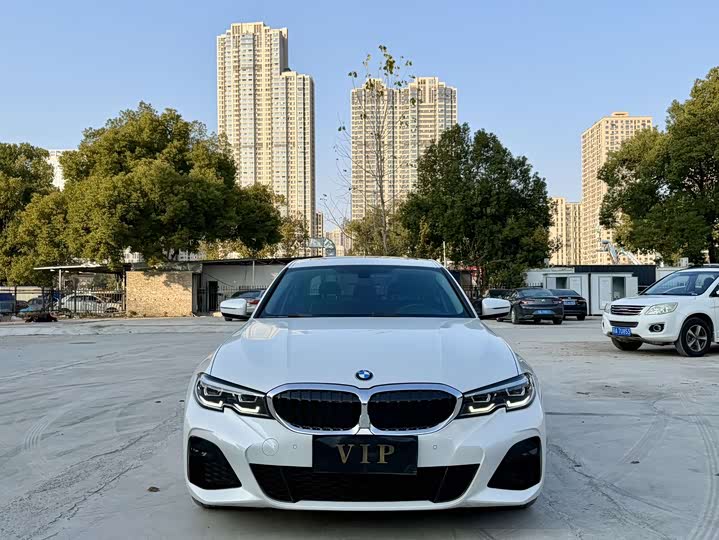 Фото 2 - BMW 3 Series
