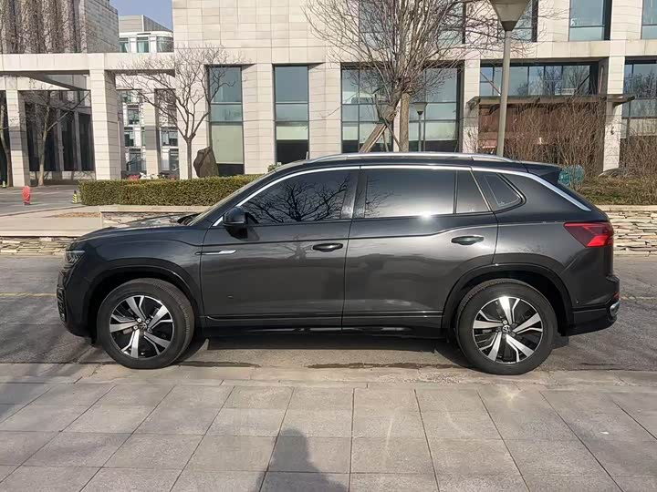 Фото 6 - Volkswagen Tayron GTE Hybrid