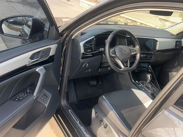 Фото 8 - Volkswagen Tayron GTE Hybrid