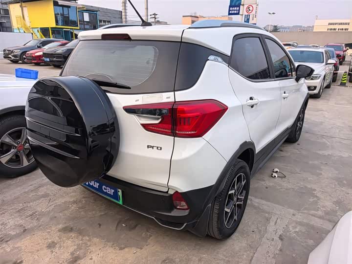 Фото 5 - BYD Yuan Pro