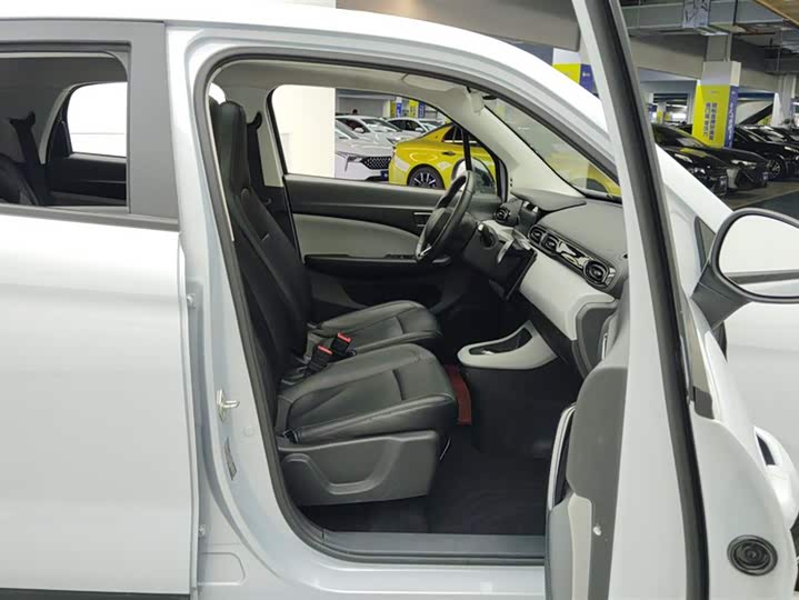 Фото 8 - Leapmotor T03