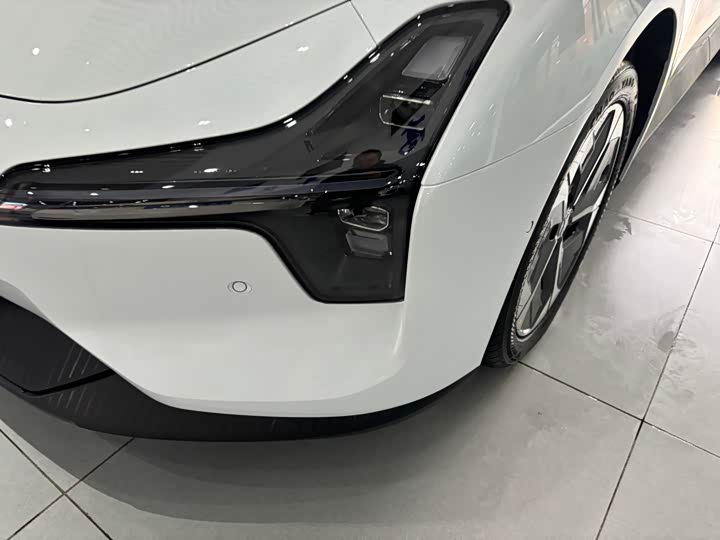 Фото 2 - XPeng Mona M03