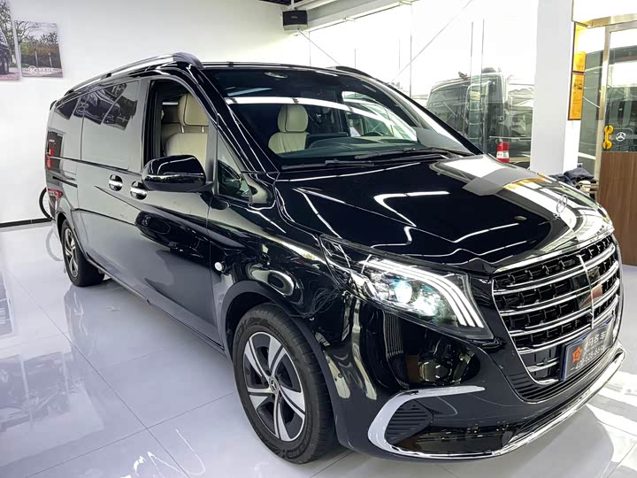 Фото 3 - Mercedes-Benz Vito