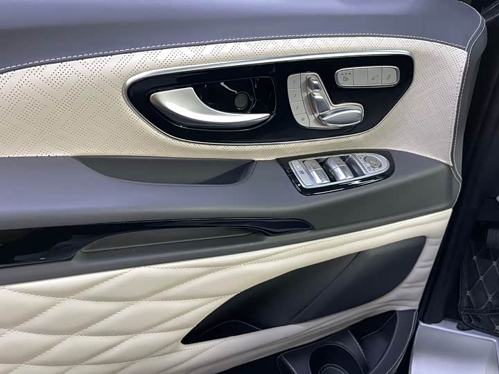 Фото 7 - Mercedes-Benz Vito