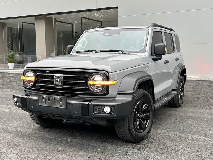 Фото 1 - Tank 300