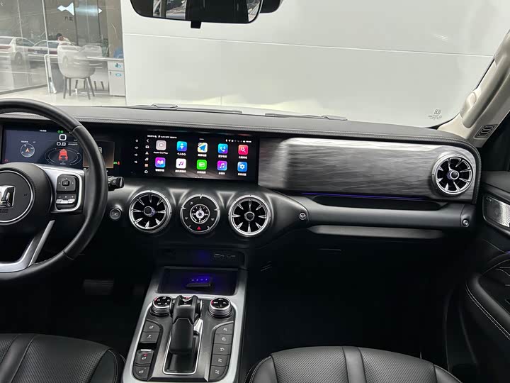 Фото 7 - Tank 300