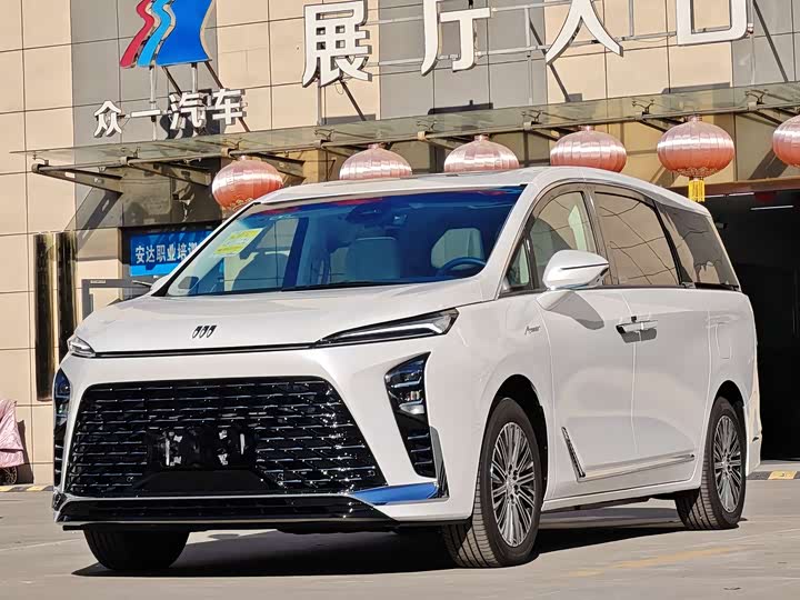 Фото 1 - Buick GL8 Hybrid