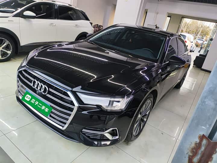 Фото 2 - Audi A6L